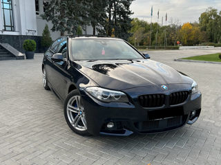 BMW 5 Series foto 3