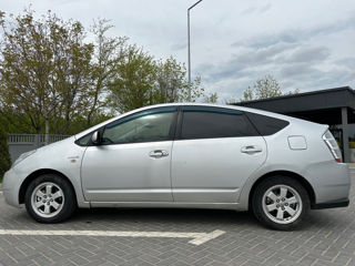 Toyota Prius foto 2