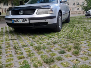 Volkswagen Passat foto 2