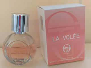 Парфюм Sergio Tacchini La Volee. Аналог на Chloé Eau de Parfum Chloé foto 0