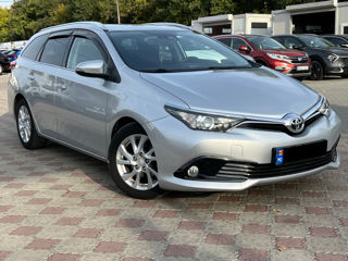 Toyota Auris foto 5