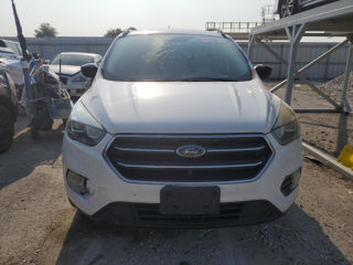 Ford Escape foto 2