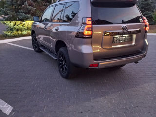 Toyota Land Cruiser Prado foto 7