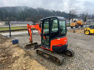 Kubota 2700 kg foto 3