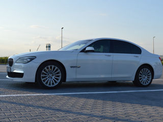 BMW 7 Series foto 2