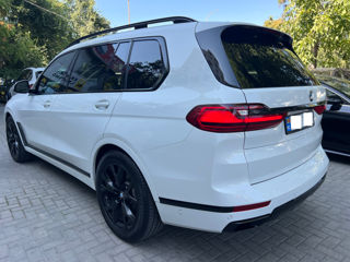 BMW X7 foto 4