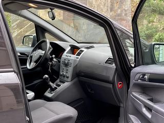 Opel Zafira foto 10