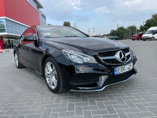 Mercedes E-Class Coupe foto 1