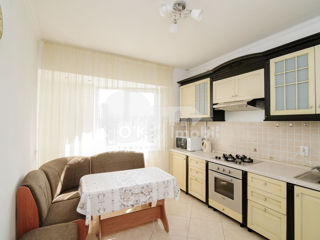 Apartament cu 4 camere, 100 m², Centru, Chișinău foto 8