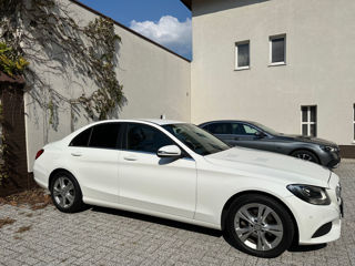 Mercedes C-Class foto 4