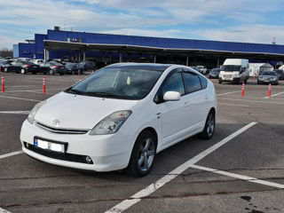 Toyota Prius foto 2