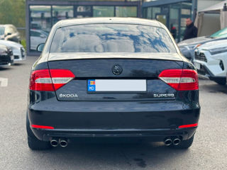 Skoda Superb foto 6