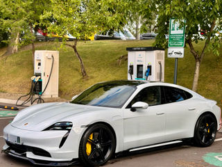 Porsche Taycan, 2020 г.