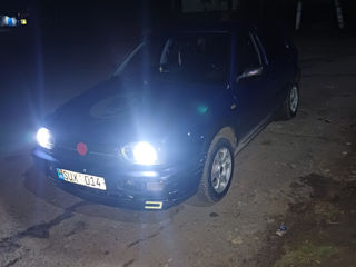 Volkswagen Golf foto 2