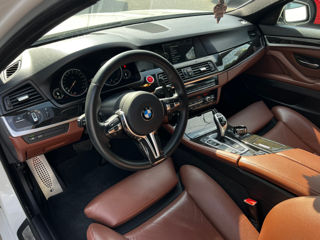 BMW 5 Series foto 7