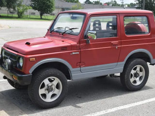 Suzuki Samurai