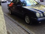 Mercedes E Class foto 1