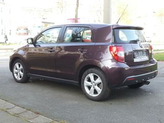 Toyota Urban Cruiser foto 3