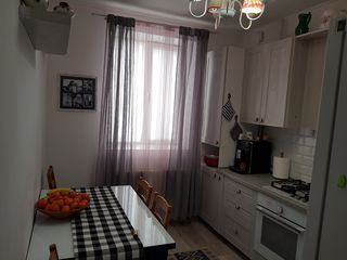 Apartament cu 2 camere, 52 m², Centru, Cricova, Chișinău mun. foto 2