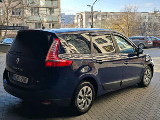 Renault Grand Scenic foto 4