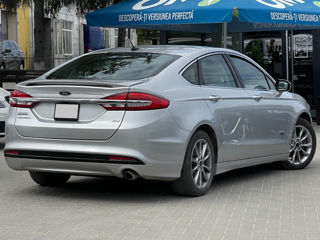 Ford Fusion foto 3