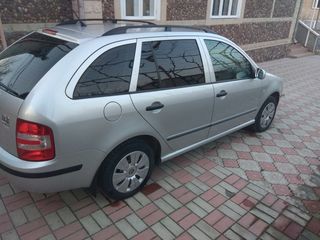 Skoda Fabia foto 4