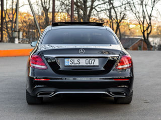 Mercedes E-Class foto 7