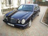 Mercedes E Class foto 2