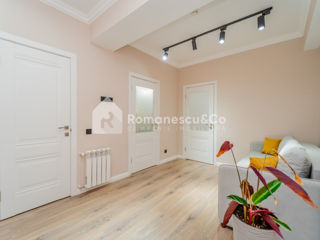 Apartament cu 2 camere, 50 m², Centru, Chișinău foto 9