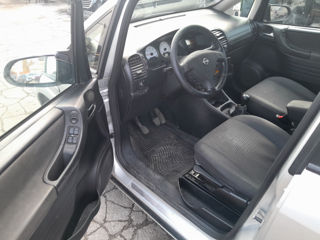 Opel Zafira foto 5