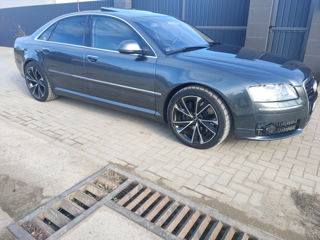 Audi A8 foto 4