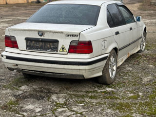 BMW 3 Series foto 3