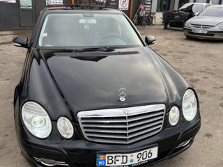 Mercedes E Class foto 8