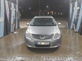 Toyota Avensis foto 3