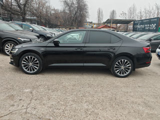 Skoda Superb foto 5