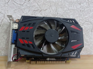 Gtx 550 ti 2 GB foto 1