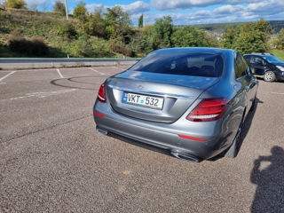 Mercedes E-Class foto 3