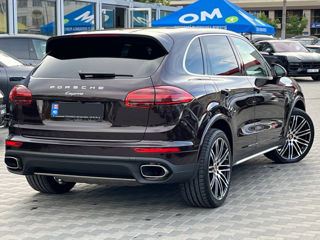 Porsche Cayenne foto 3