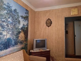 Apartament cu 3 camere, 73 m², Centru, Vulcănești foto 3