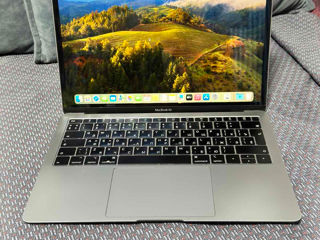 MacBook AIR 13 2018(RETINA; 8Gb; 128Gb). Doar 6000 lei