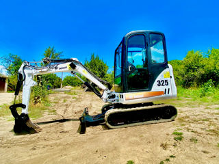 Mini excavator bobcat 325 foto 4