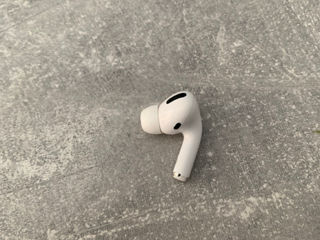 Airpods pro casca din dreapta