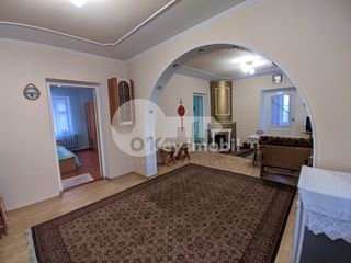 Casă la preț de apartament, 2 nivele, reparație+mobilată, 66700 € foto 10