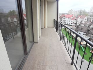 Apartament cu 2 camere, 73 m², Centru, Chișinău foto 3