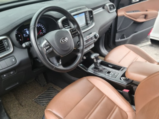 KIA Sorento foto 7