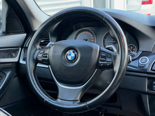 BMW 5 Series foto 11