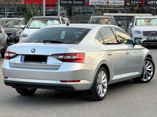 Skoda Superb foto 5