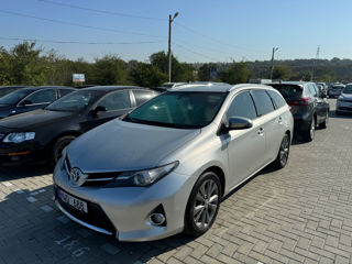 Toyota Auris foto 1