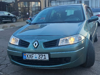 Renault Megane foto 6