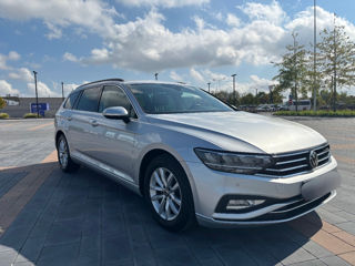 Volkswagen Passat foto 3